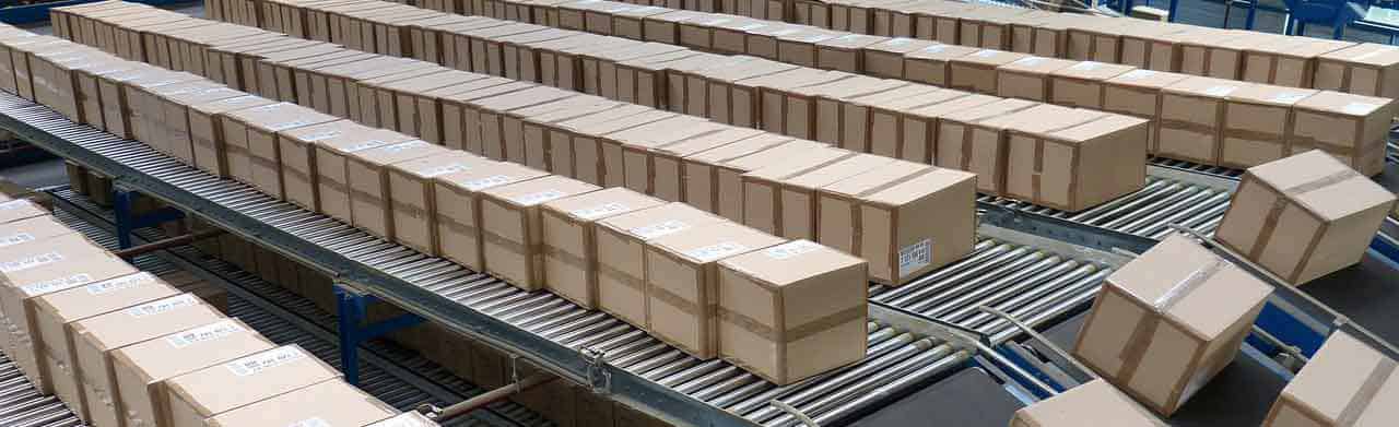 eCommerce business model drop ship warehouse package conveyor lines